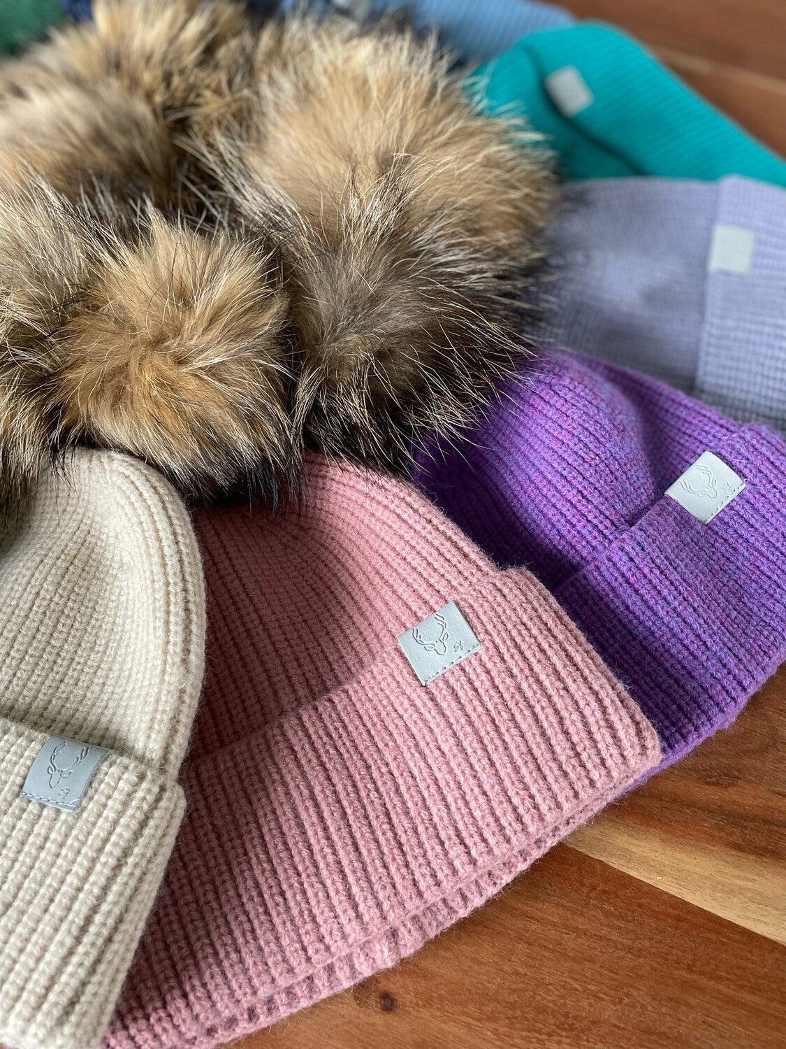 Tuques à rebords - LES ESSENTIELLES
